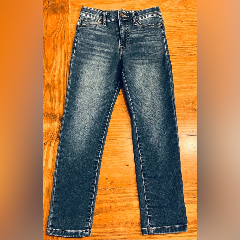 Size 6. Lazer Brand Jeans.